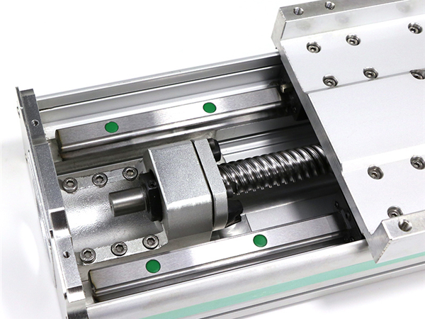 Signals of Accuracy Degradation in Ball Screw Modules